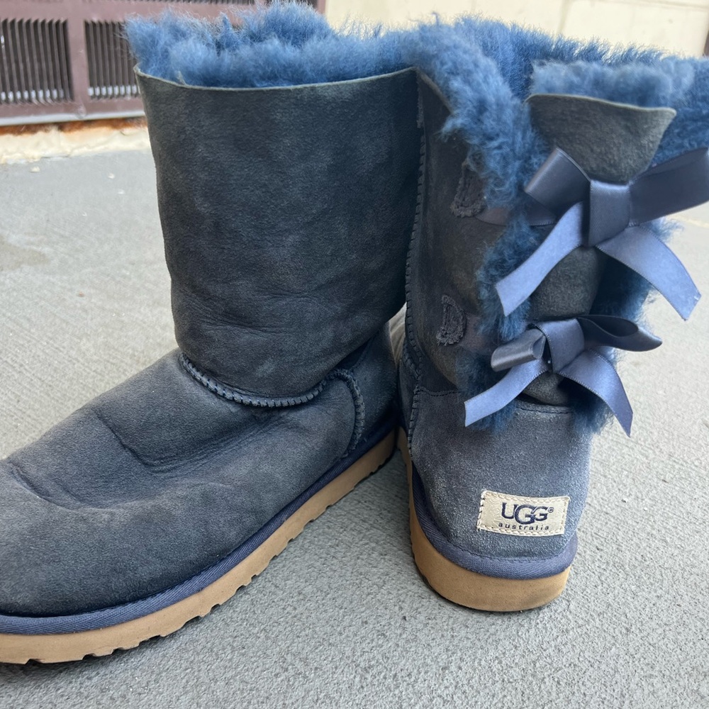Ugg Bailey Bow - image 1